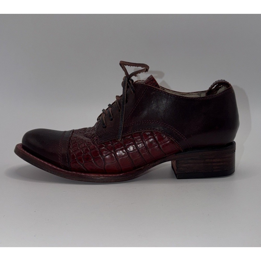 Freebird by Steven Mabel Distressed Leather Reptile Print Red Oxford Size 6